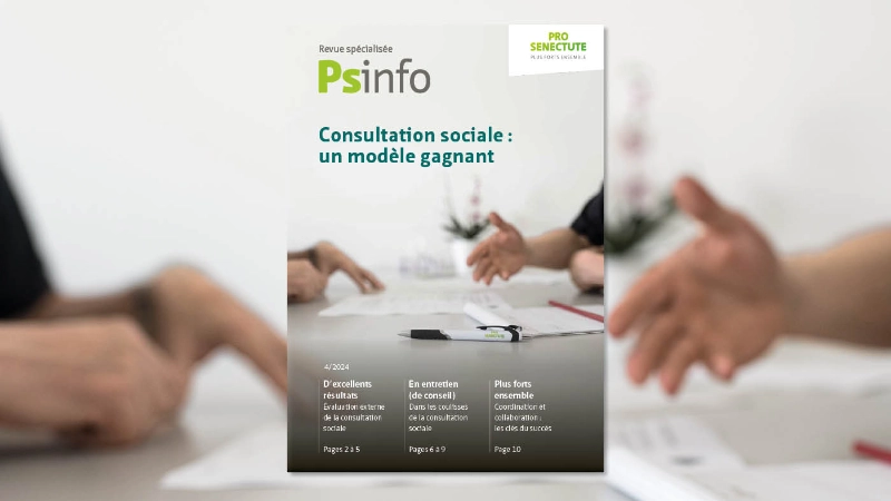 Page de couverture de Psinfo 04/2024 : deux personnes assises à une table discutent entre elles, seules leurs mains sont visibles.