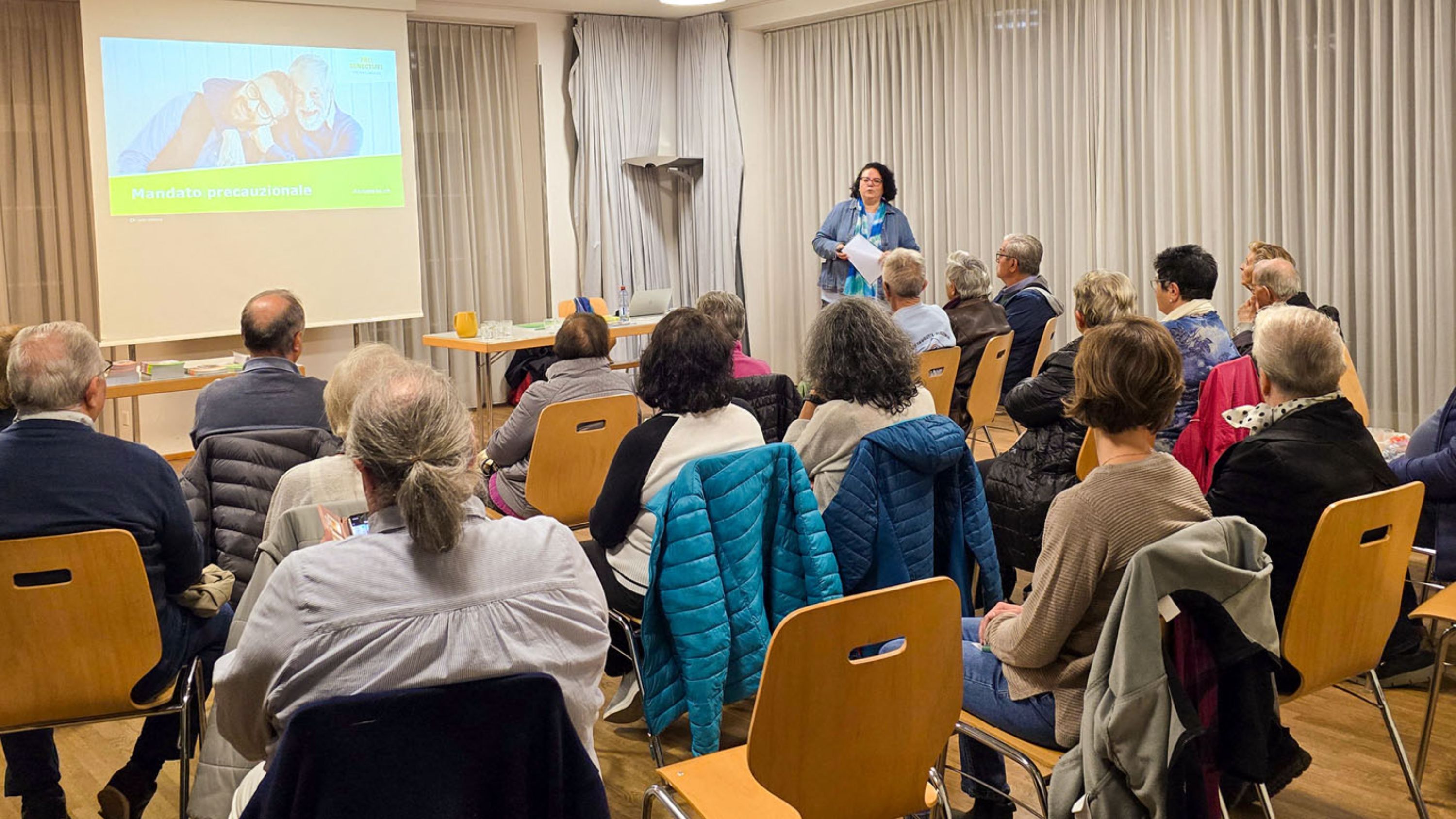 Chiara, semplice e comprensibile: Antonietta Scottino spiega in italiano cosa sono le direttive del paziente.