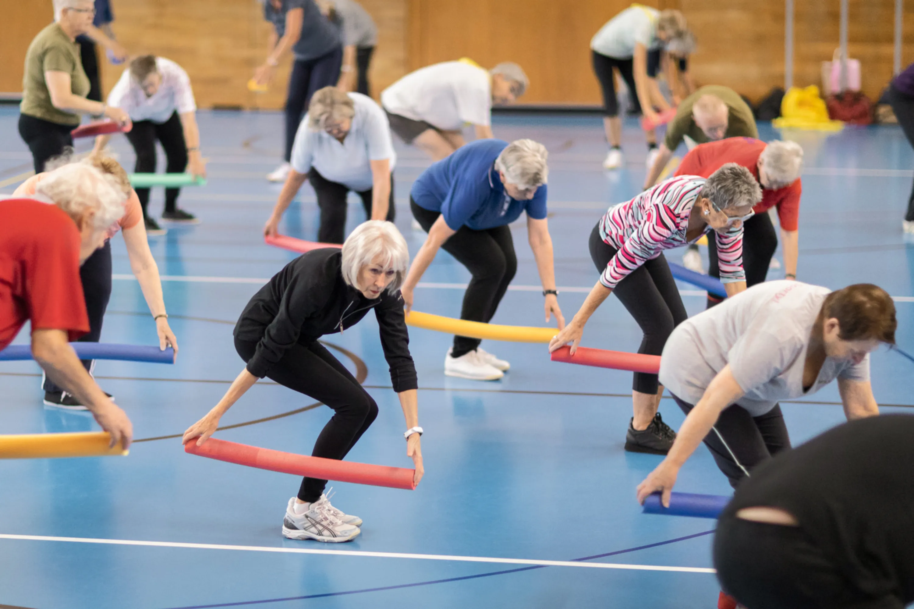 Pro-Senectute-FitGym©KEYSTONE-Gaetan-Bally-359472796_web