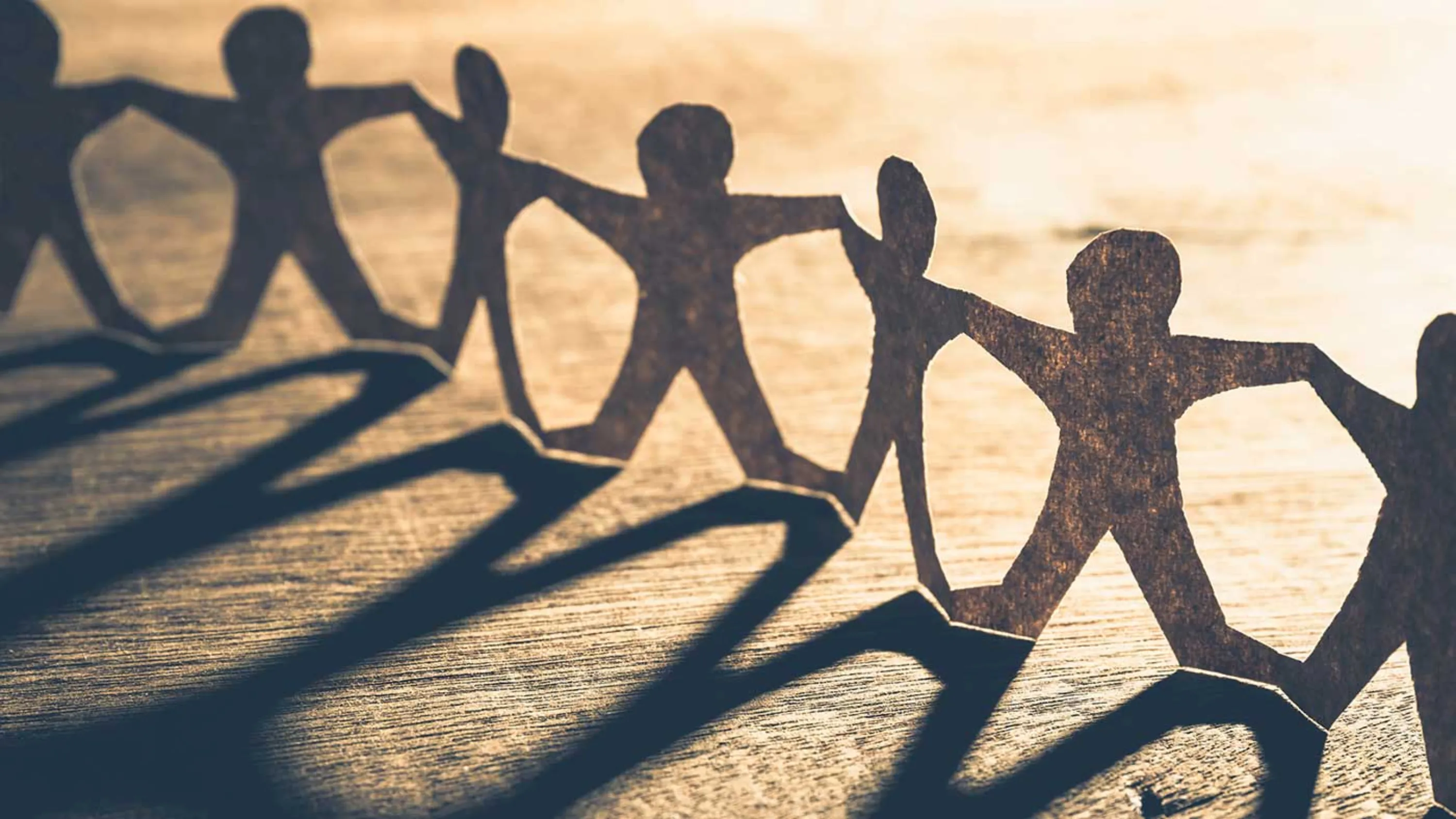 Scherenschnitt Menschenkette