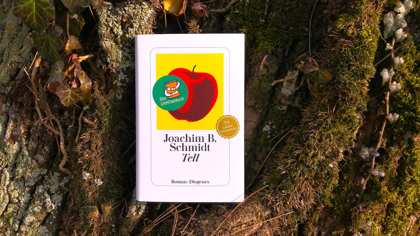 Buch "Tell" von Joachim B. Schmidt von Wurzeln umgeben.